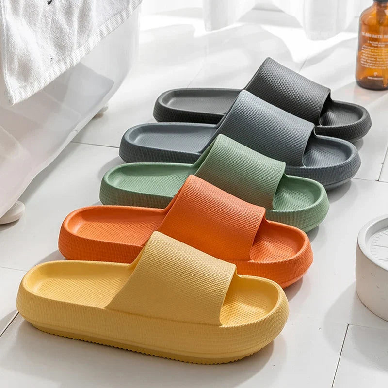 Women's Thick Platform Cloud Slippers EVA Non-Slip Slides Platform Cloud Slippers Qme