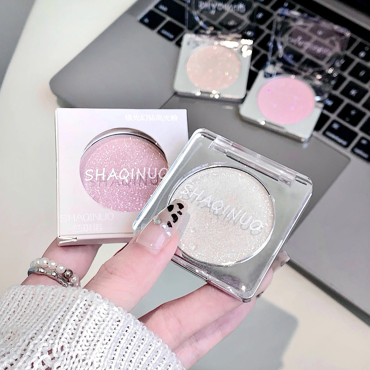 SHAQINUO Pearlescent Shimmer Highlight Powder Palette – 5 Shades Shimmer Highlighter Palette Qme