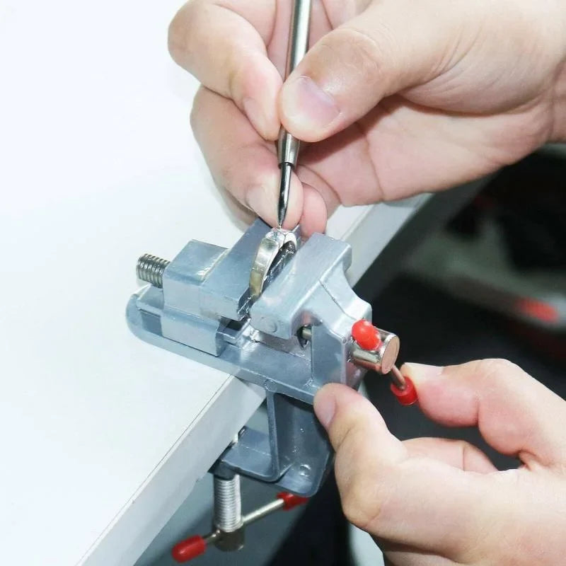 360° Rotary Mini Bench Vise Swivel Clamp – DIY Repair Tool Mini Bench Vise Qme Default Title