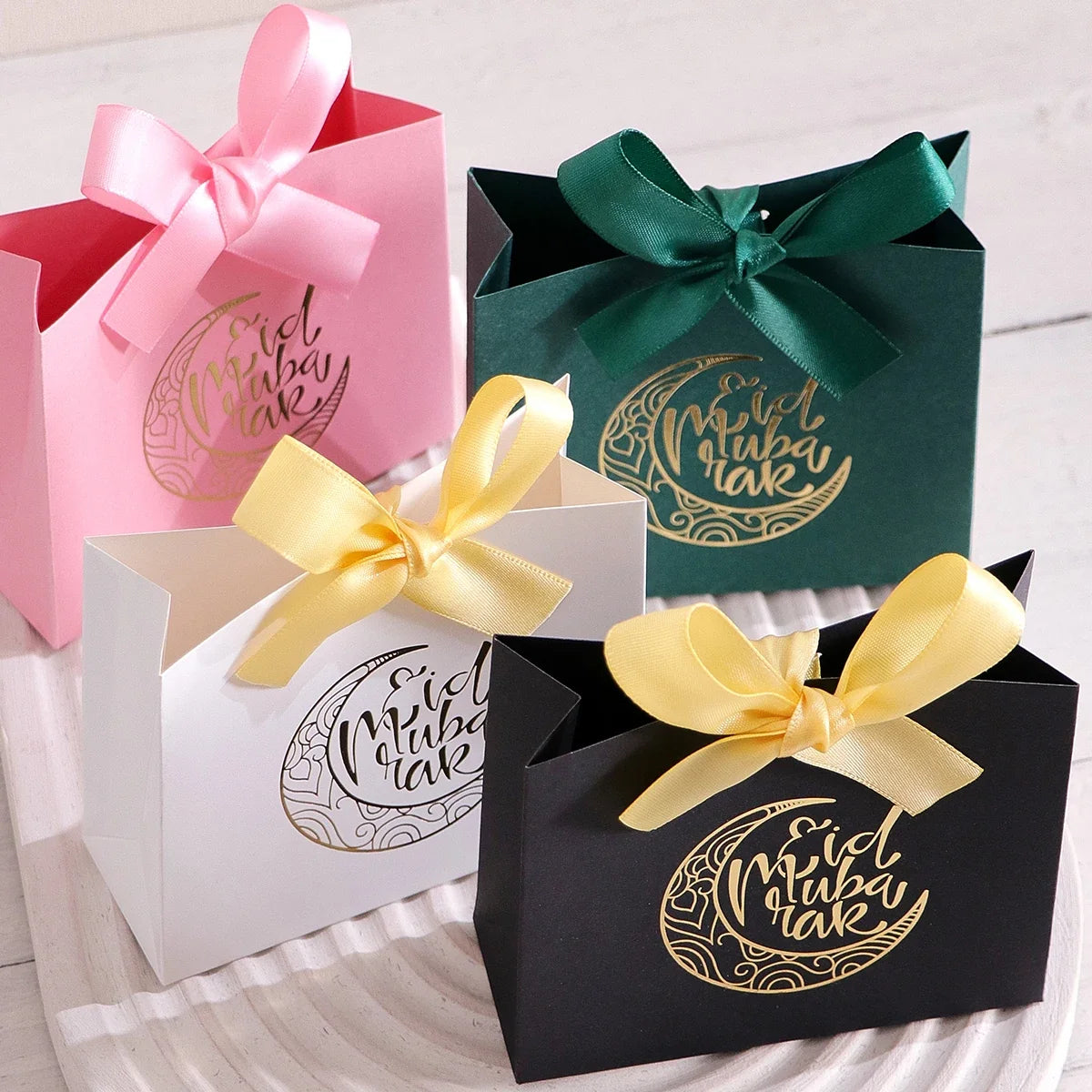 5-Pack Eid Al Adha Gift Boxes – Crescent Moon White & Gold Eid Gift Boxes Qme