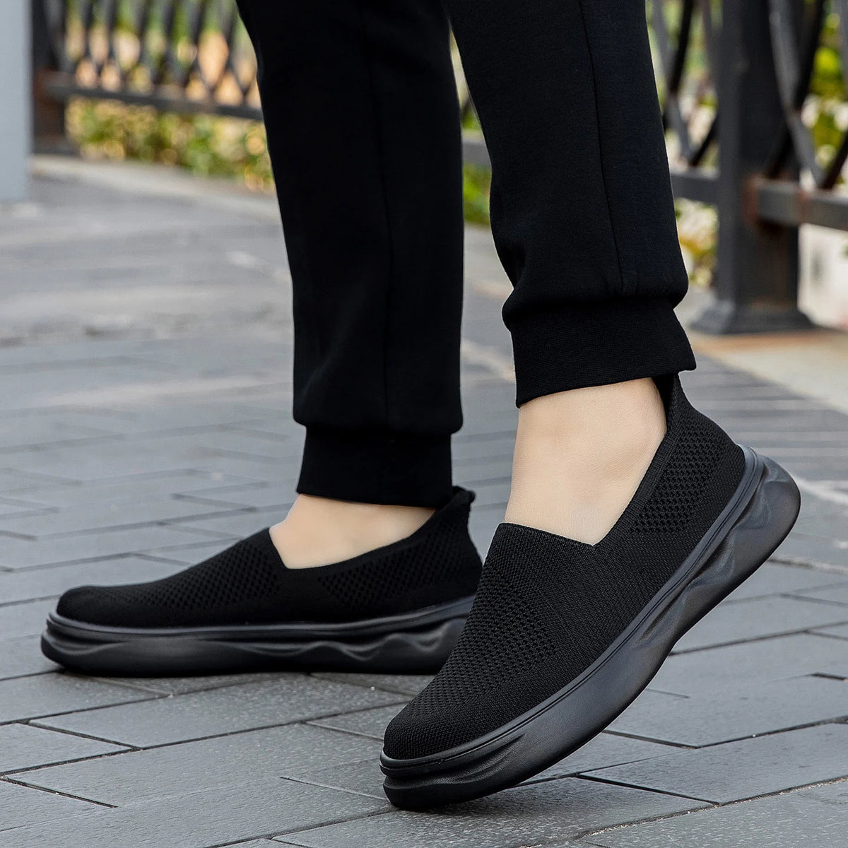 Women's Minimalist Wide-Fit Barefoot Mesh Sneakers Slip-On Barefoot Sneakers Qst