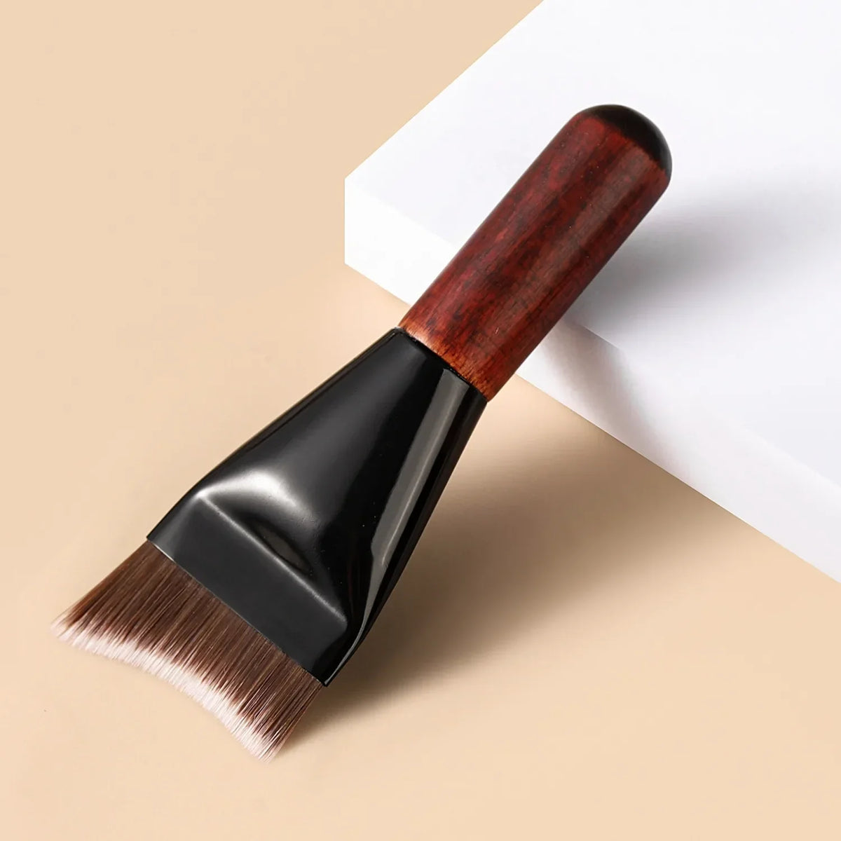 Mini Flat Foundation Brush – Streak-Free Synthetic | Qme Foundation Brush Qme