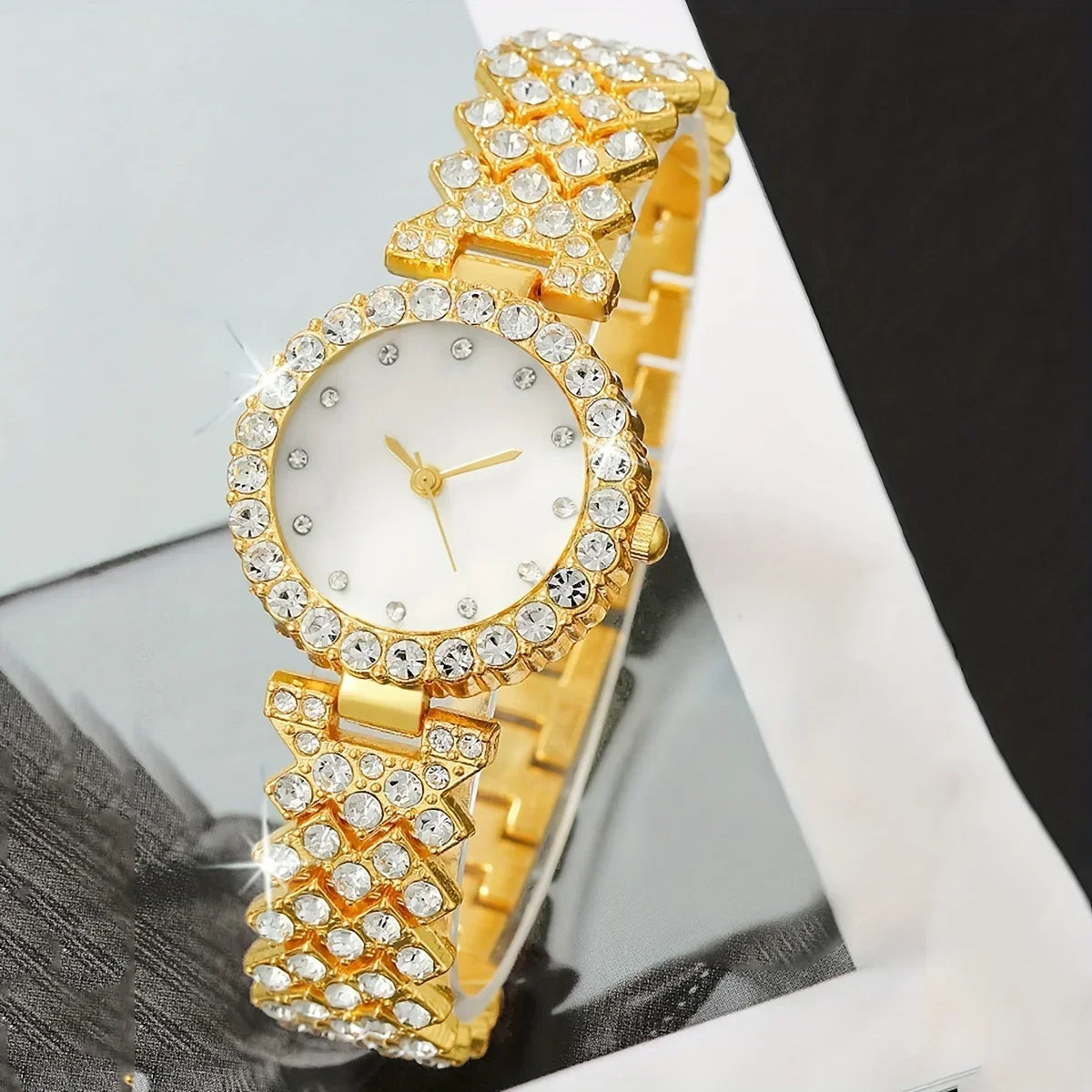 Rhinestone Quartz Wristwatch – Casual Round Analog Watch Analog Wristwatch Qme