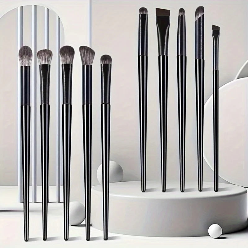 Oval Eye Makeup Brush – Nylon Bristles, All Skin Types Eye Makeup Brush Qme