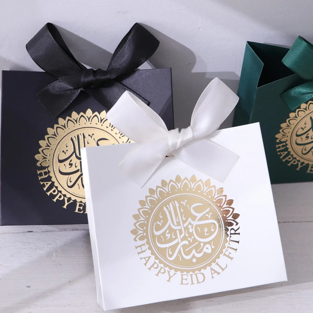 5 Compact Eid Gift Boxes | Elegant Paperboard Set – Black & More Eid Gift Boxes Qme
