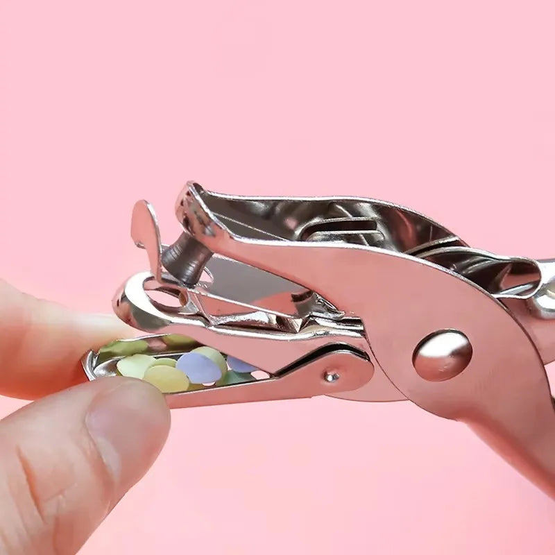 Single Hole Punch – 8 Sheet Capacity, 6mm Diameter | Qme Single Hole Punch Qme
