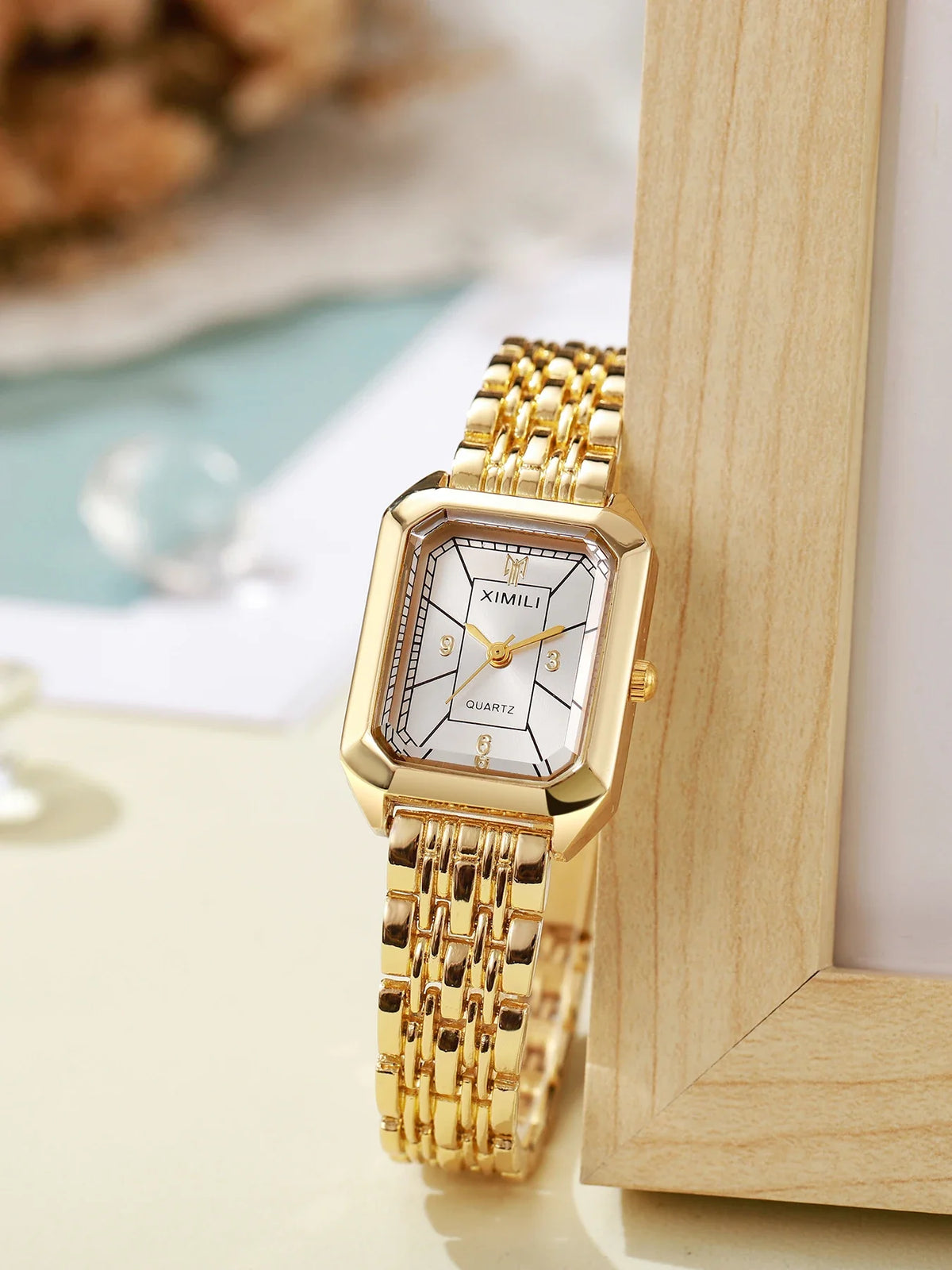 Women's Gold Rectangular Quartz Watch Diamond-Studded Steel Band Women's Fashion Watch Qme