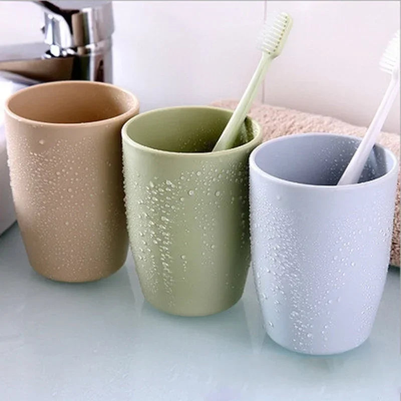 Plastic Mouthwash Rinsing Cup for Couples – 4 Colors Bathroom Rinsing Cup Qme