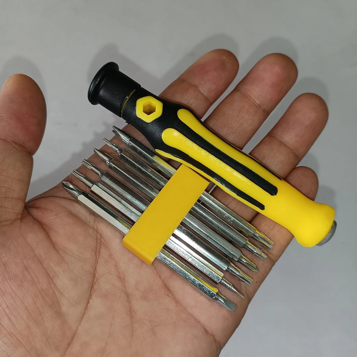 12-in-1 Magnetic Screwdriver Set – Precision Chrome-Vanadium Kit Screwdriver Set Qst