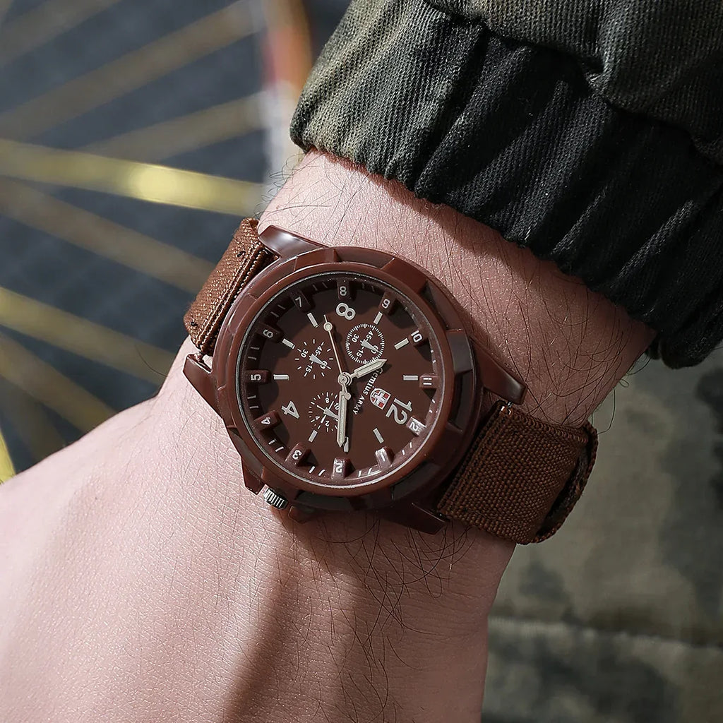 Men's Outdoor Night Light Quartz Watch Nylon Band Quartz Wrist Watch Qme