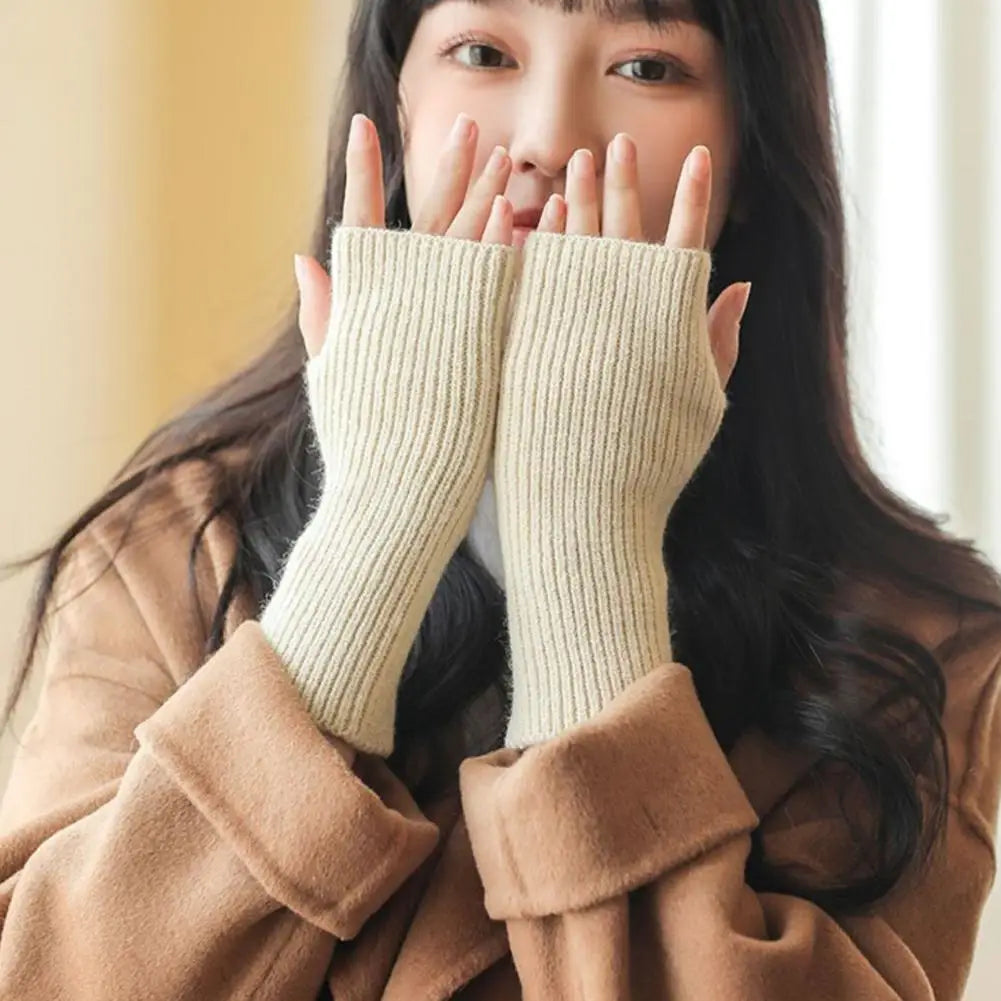 Women's Short Fingerless Knitted Gloves – Winter Arm Warmers Fingerless Knitted Gloves Qme