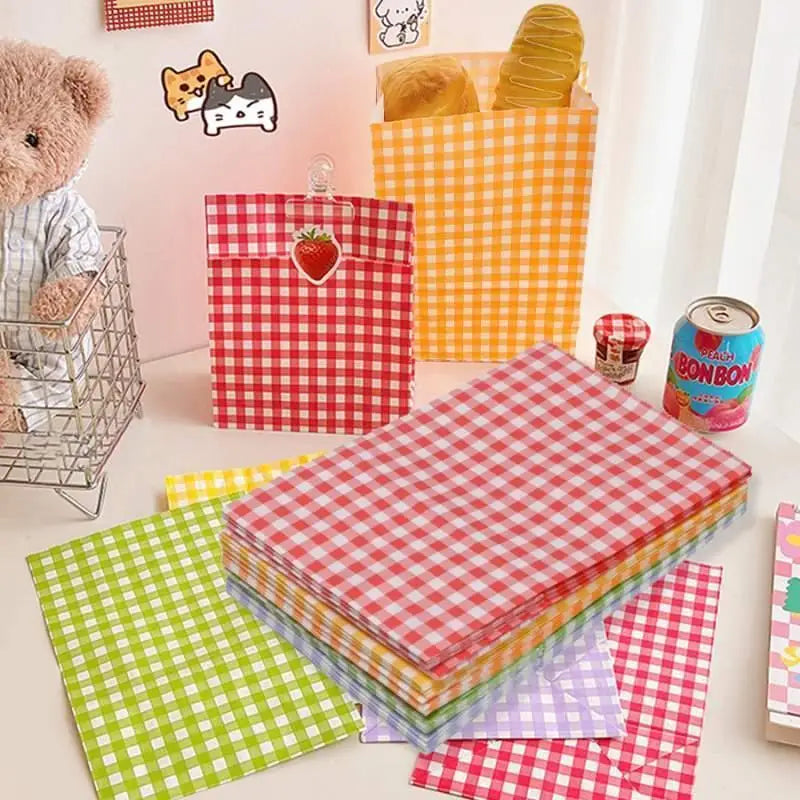 Checkered Kraft Paper Gift Bags – Holiday & Party Packaging Holiday Gift Bags Qme