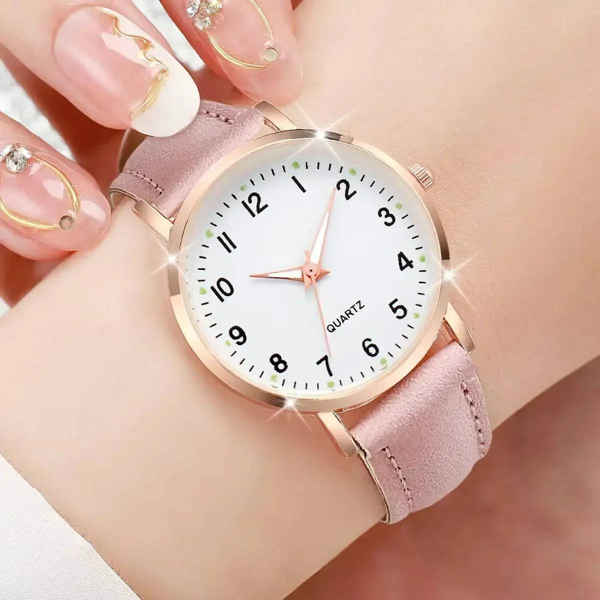 Women's Arabic Dial Quartz Watch | Leather Strap, 8 Colors Women's Quartz Watch Qme