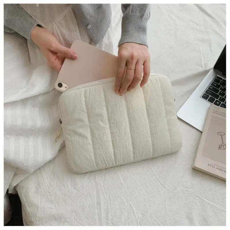 11–13 Inch Soft Laptop Sleeve – Scratch-Proof Polyester Cover Laptop Sleeve Qme 1 2920