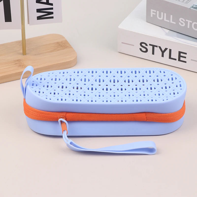 Silicone Eyeglass Case – Soft Shell Goggle & Glasses Protector Eyeglass Case Qst A8