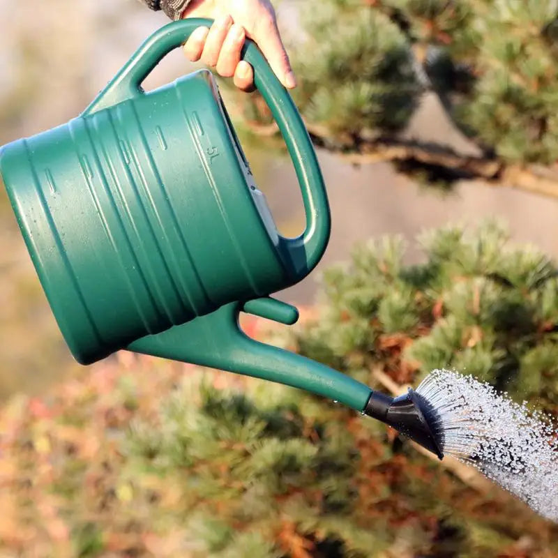 Lightweight Plastic Garden Watering Can – Indoor & Outdoor Garden Watering Can Qme
