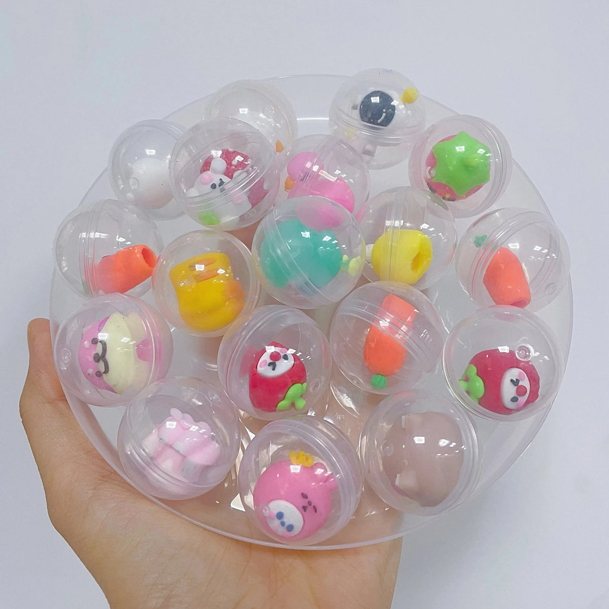32mm Transparent Twisted Egg Capsules for Mini Claw Machine Claw Machine Capsules Qme