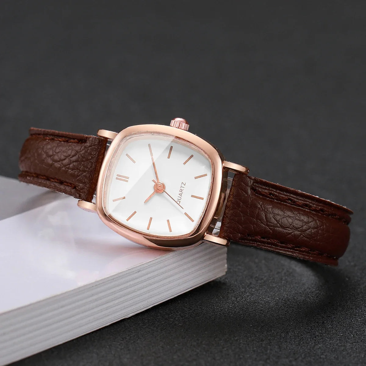 Women's Minimalist Square Quartz Watch – Rose Gold Brown Strap Women's Quartz Watch Qme