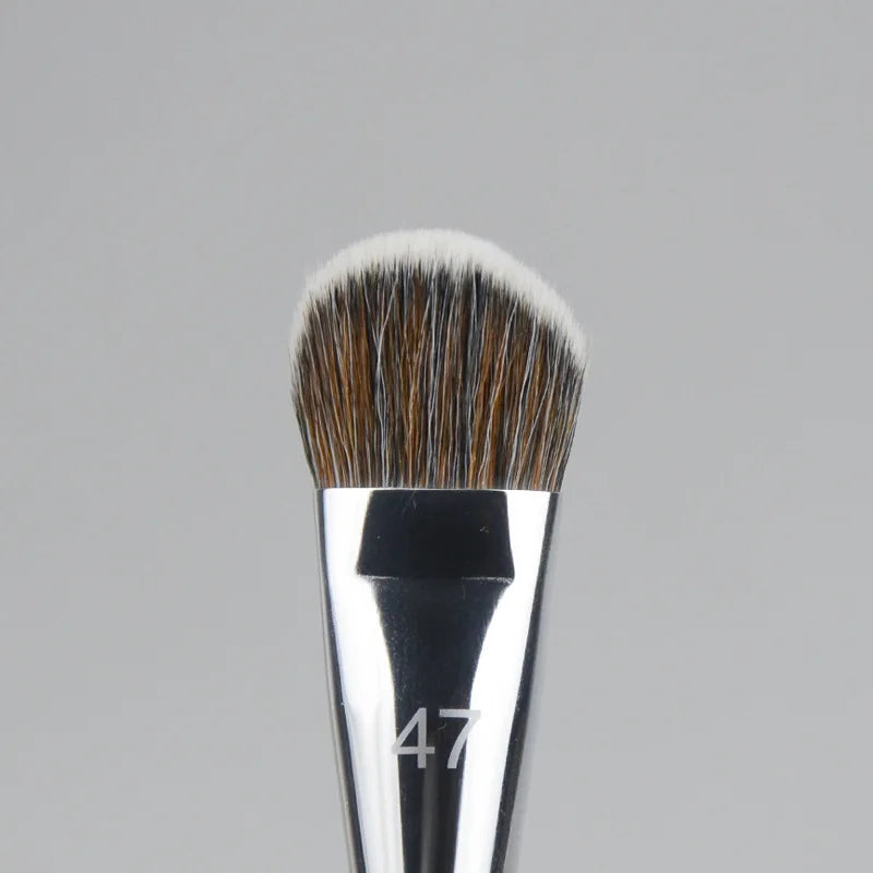 Professional Foundation Brush – Broom Head Synthetic Makeup Brush Foundation Makeup Brush Qme
