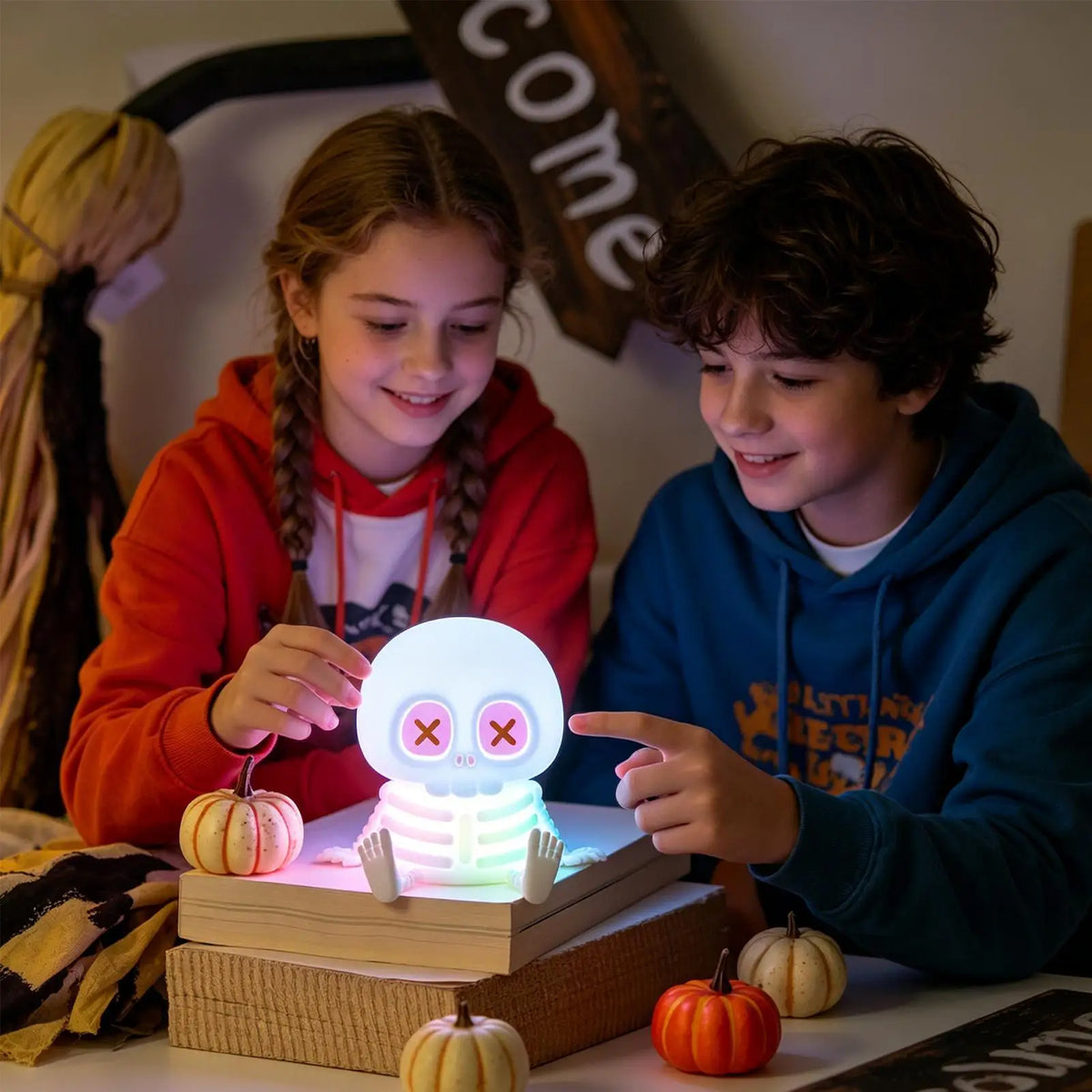 Skeleton Night Light – Cute Halloween Bedside Lamp Halloween Night Light Qme