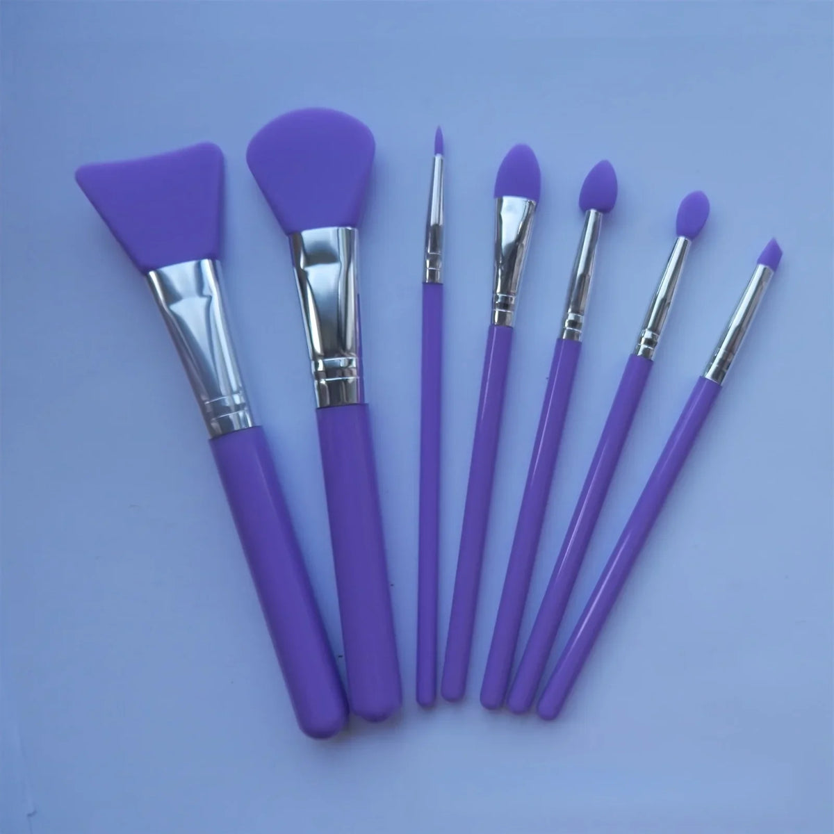 Silicone Brush Applicator – Resin, Epoxy Art & Makeup Tool Silicone Brush Applicator Qme