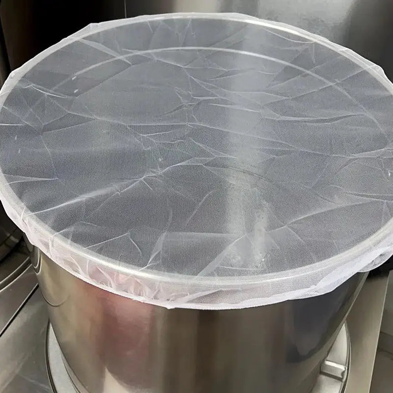 Outdoor Mesh Cover Netting for Rain Barrels & Water Tanks Rain Barrel Cover Qme