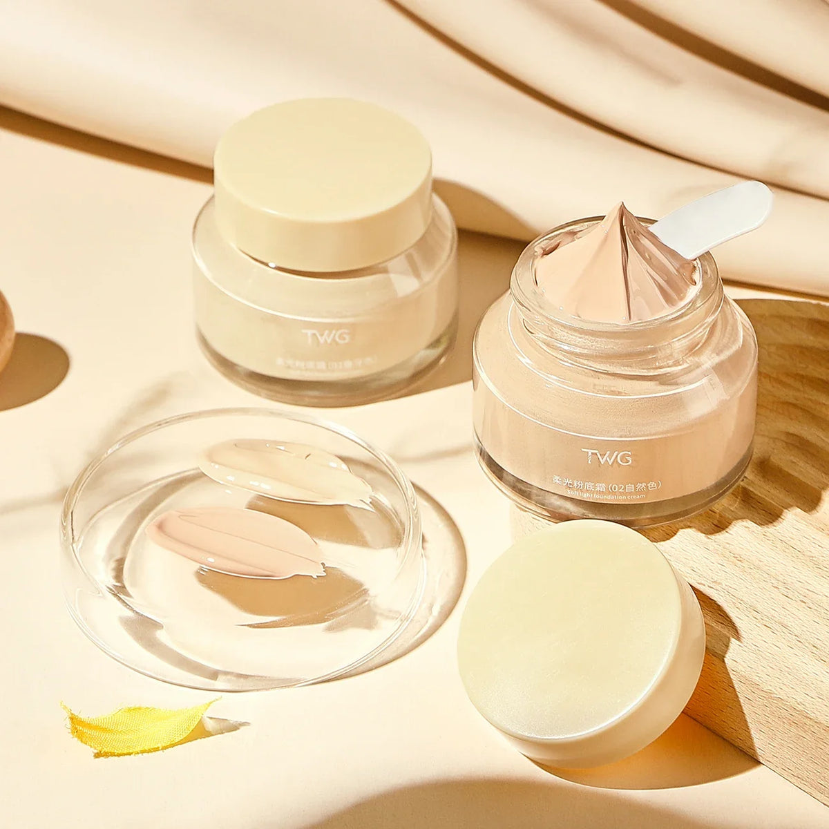 Qme Buildable Liquid Foundation – Light to Full Coverage Liquid Foundation Qme