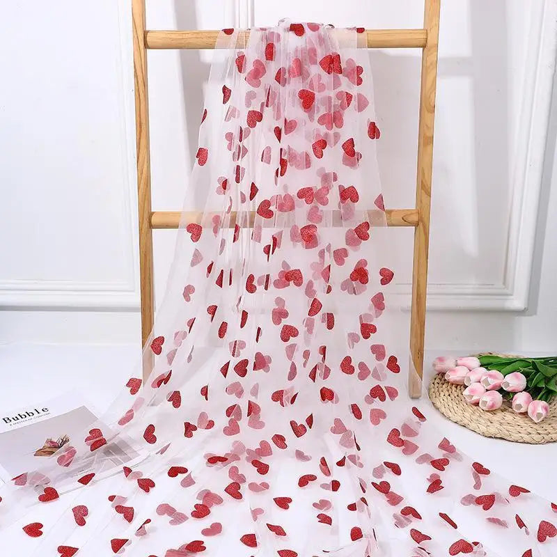 Heart-Shaped Mesh Tablecloth for Weddings & Banquets Decorative Table Overlay Qme