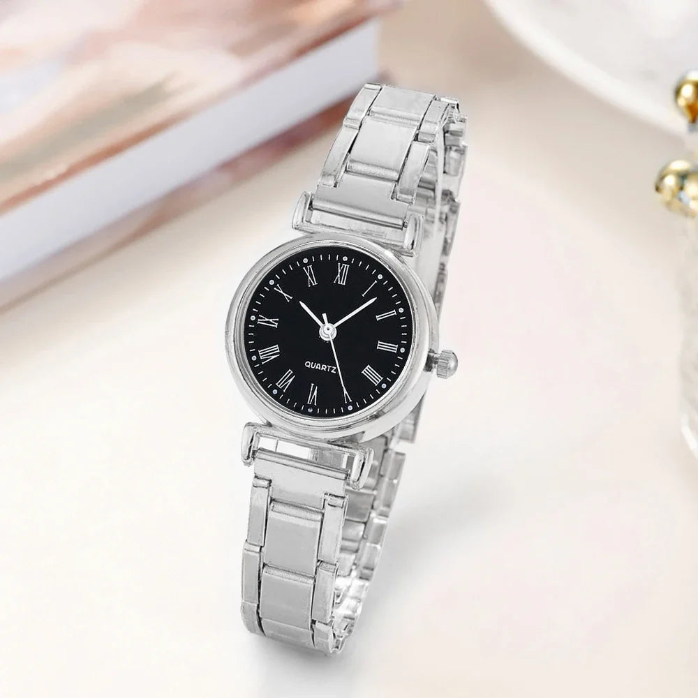 Women's Small Dial Analog Quartz Watch – 6 Colors Analog Quartz Watch Qme