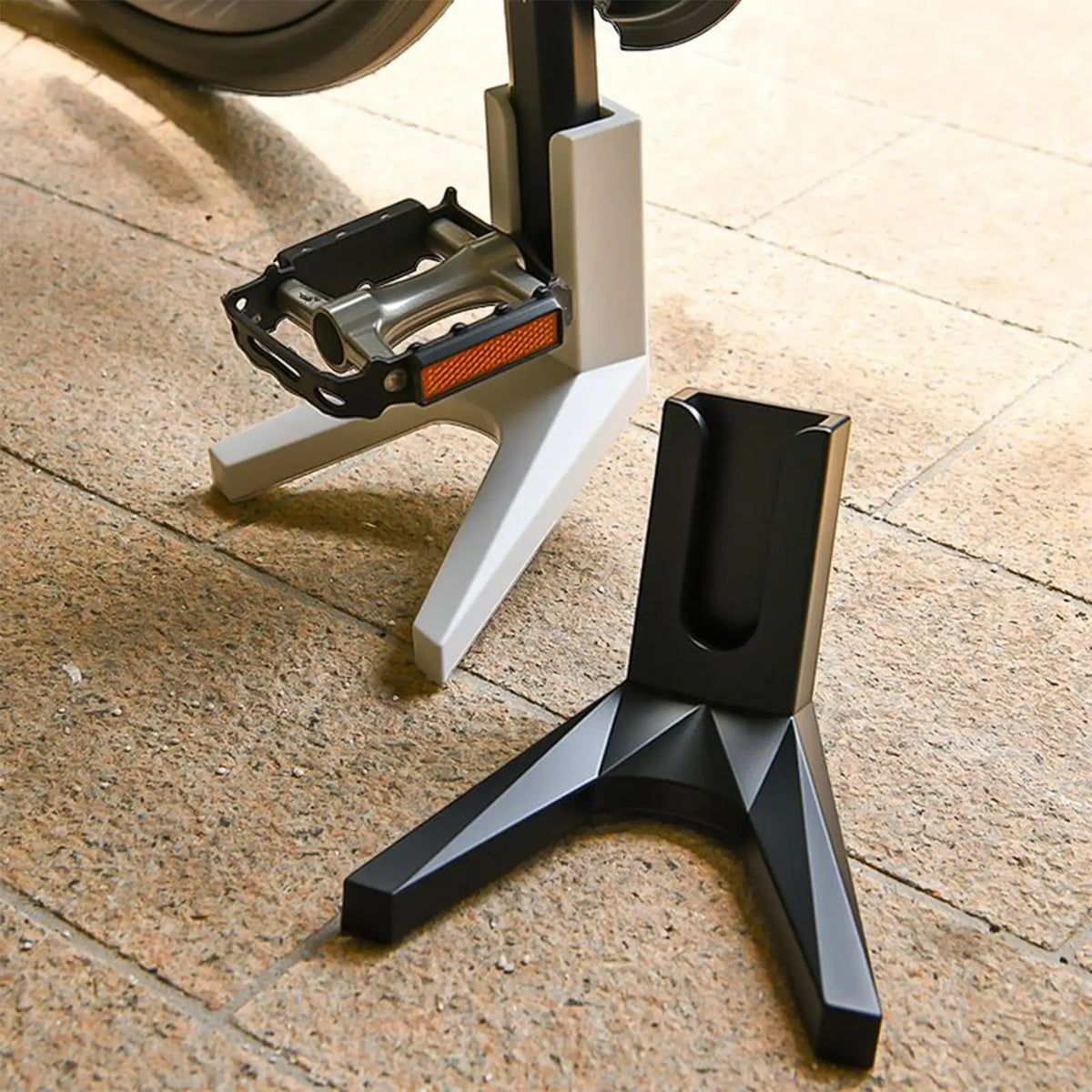 MTB & Road Bike Kickstand – Portable Pedal Support Stand Bike Kickstand Qme