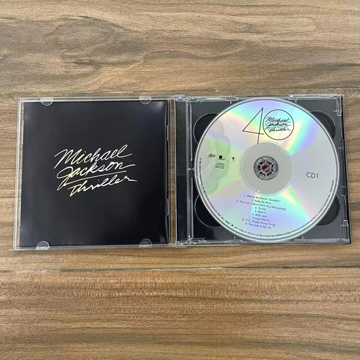 Thriller 40th Anniversary Limited Edition CD – Glitter Foil Collector's CD Album Qme