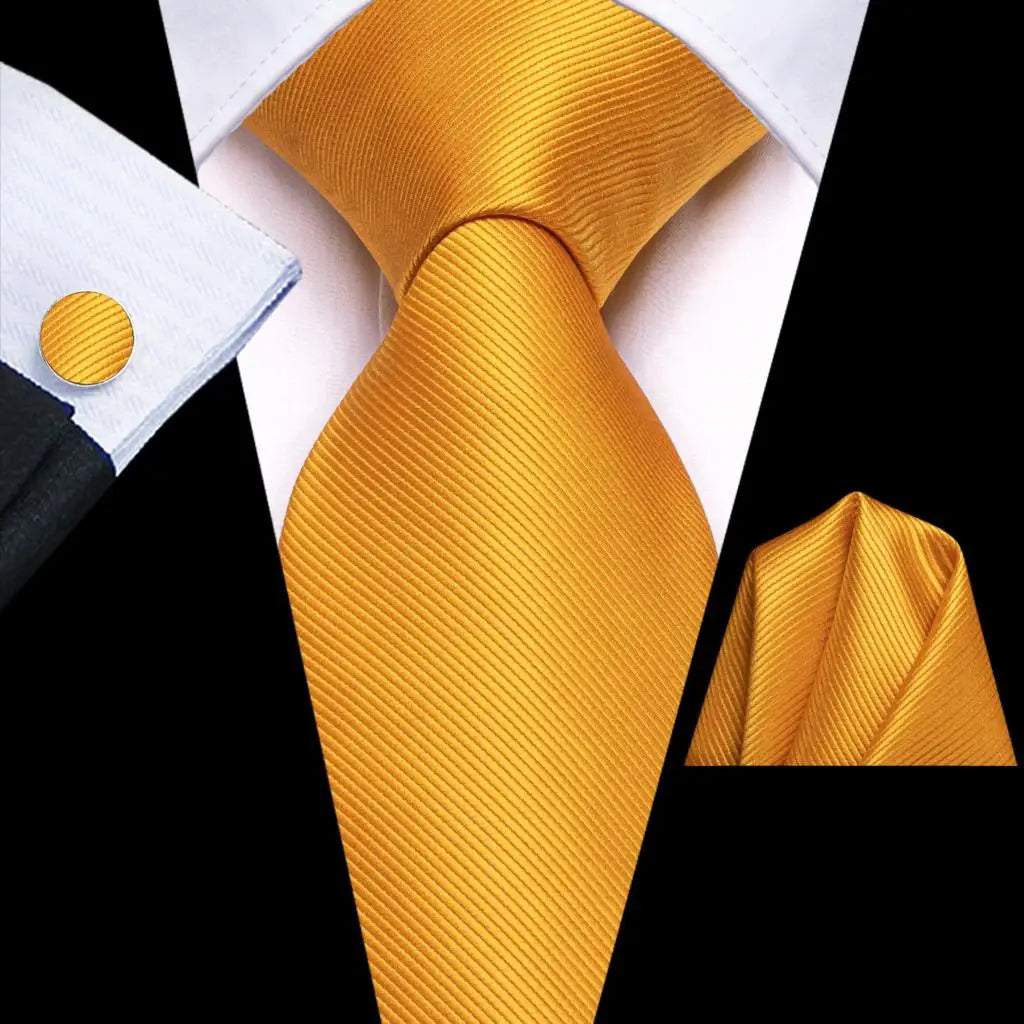 Hi-Tie Men's Silk Necktie Handkerchief & Cufflinks Set