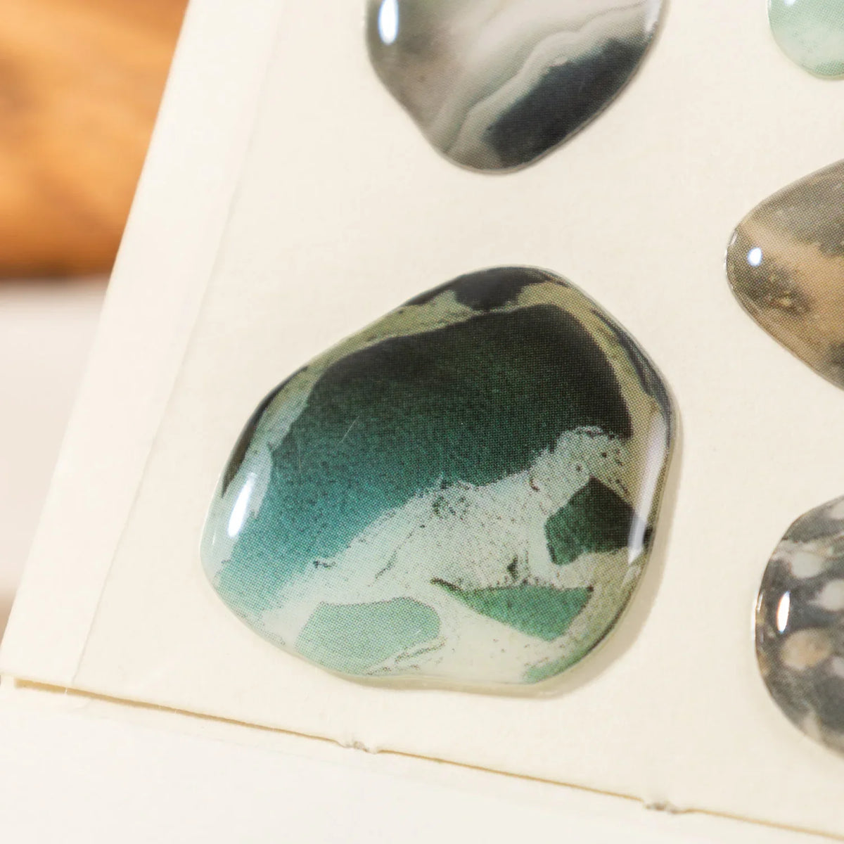 Pebble World 3D Epoxy Stickers – DIY Scrapbook & Phone Case 3D Epoxy Stickers Qme