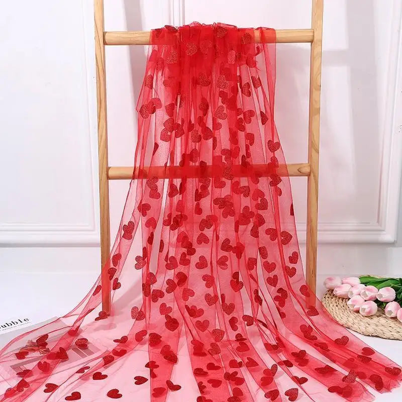 Heart-Shaped Mesh Tablecloth for Weddings & Banquets Decorative Table Overlay Qme