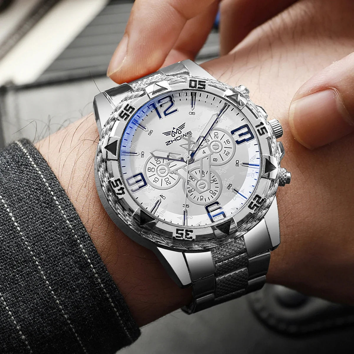 Men's Blue Light Glass Quartz Fashion Watch – 4 Colors Men's Quartz Watch Qme
