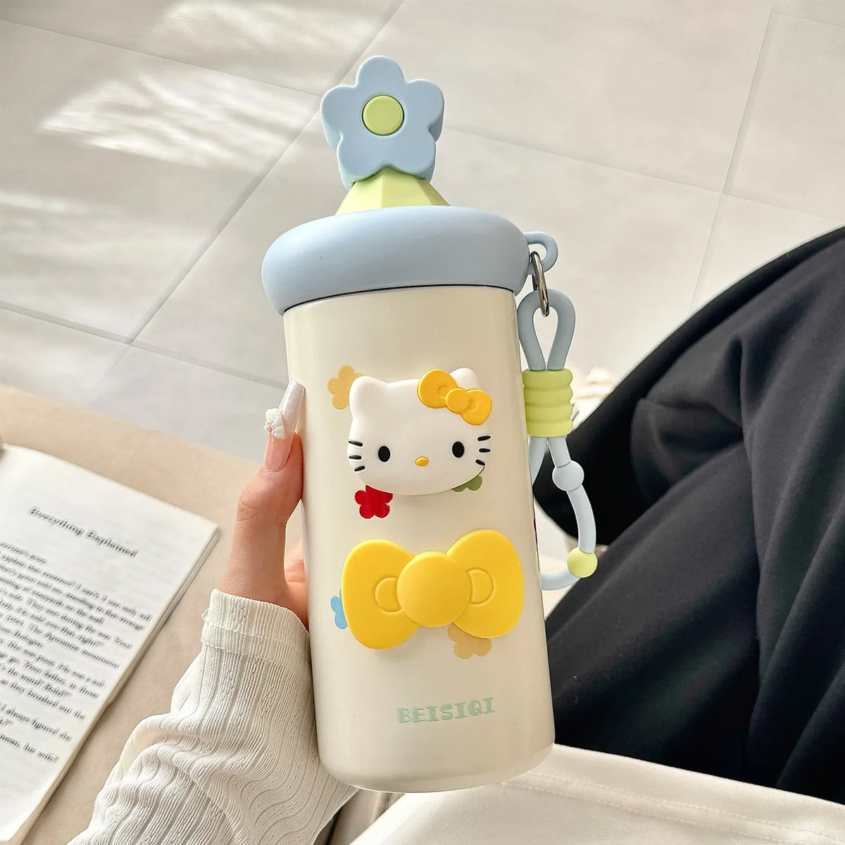 Hello Kitty Insulated Straw Cup – Large Capacity & Portable Insulated Straw Cup Qme 3 600ML