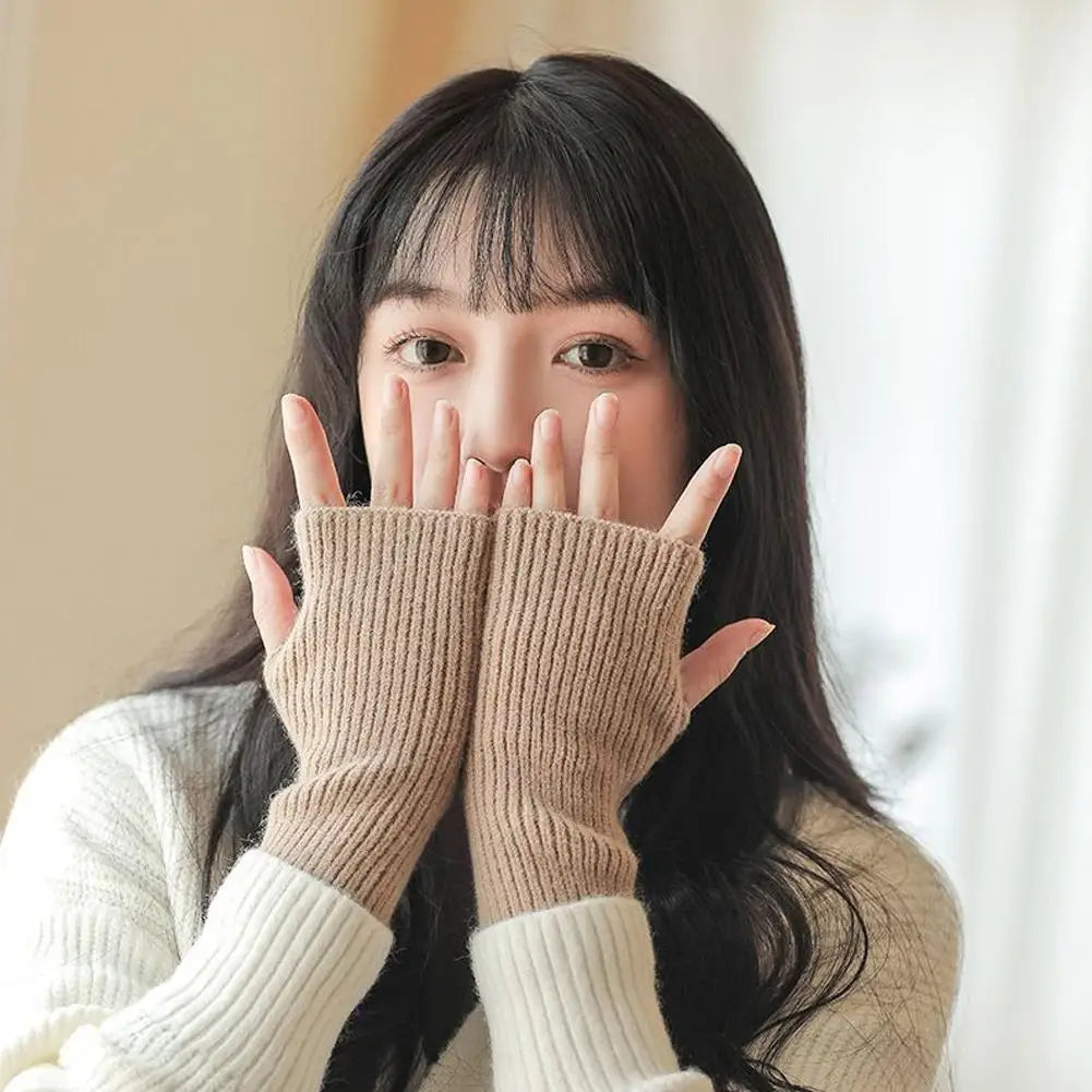 Women's Short Fingerless Knitted Gloves – Winter Arm Warmers Fingerless Knitted Gloves Qme