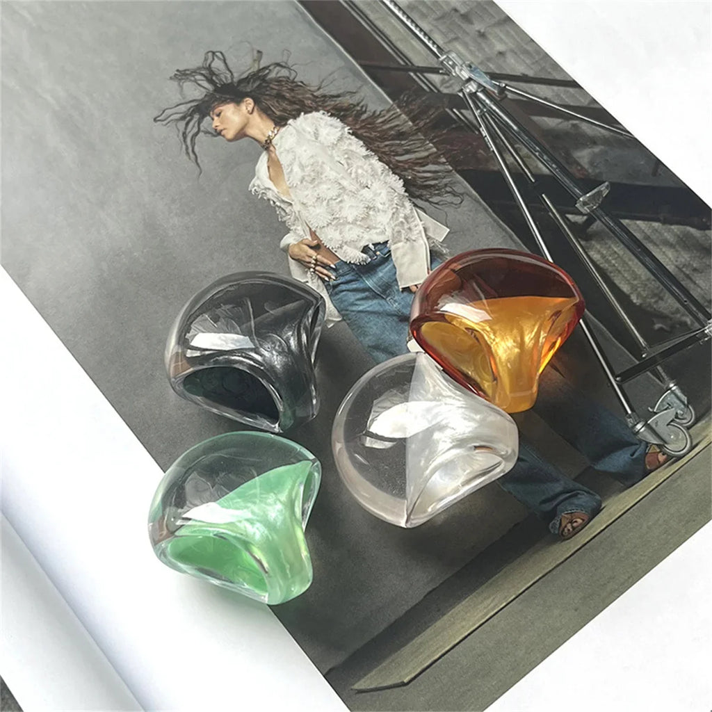 Y2K Transparent Resin Chunky Ring – Geometric Oval Wide Band Resin Statement Ring Qme