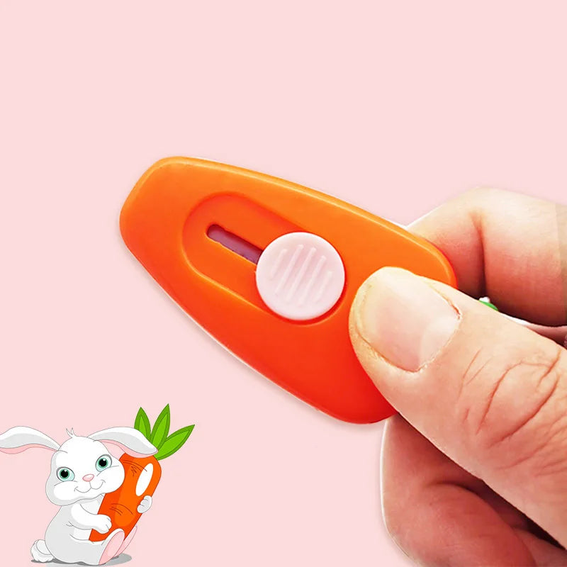 Kawaii Mini Carrot Pocket Utility Knife & Paper Cutter Novelty Utility Cutter Qme