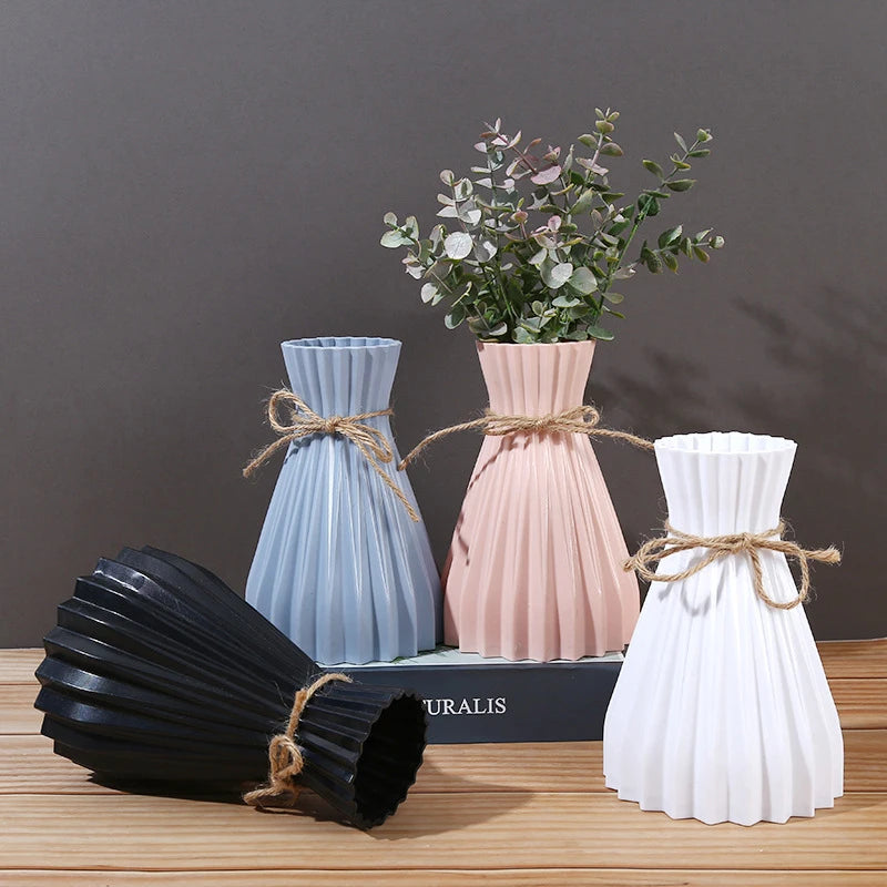 Origami Striped Narrow Waist Tabletop Vase – Imitation Ceramic Decorative Vase Qst