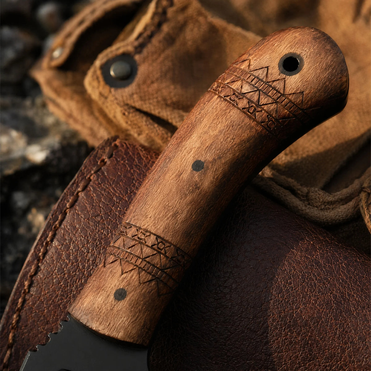 Outdoor Camping Knife – High-Hardness Steel & Wood Handle Outdoor Camping Knife Qst