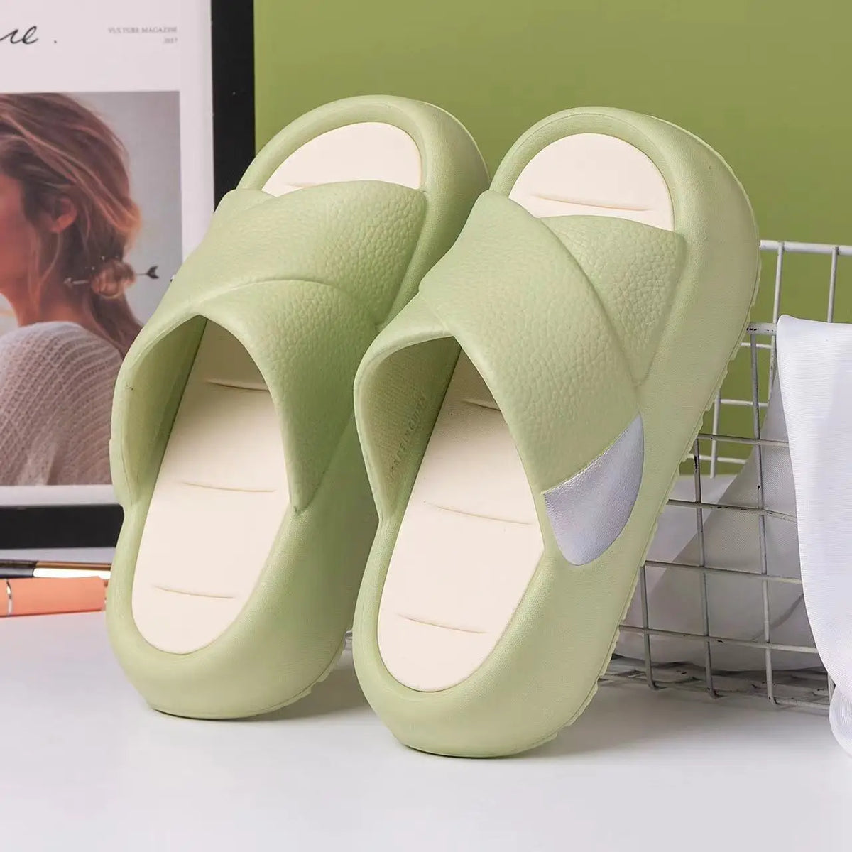 Women's Lightweight Anti-Slip Thick Sole Summer Slippers Women's Summer Slippers Qst Green 39-40