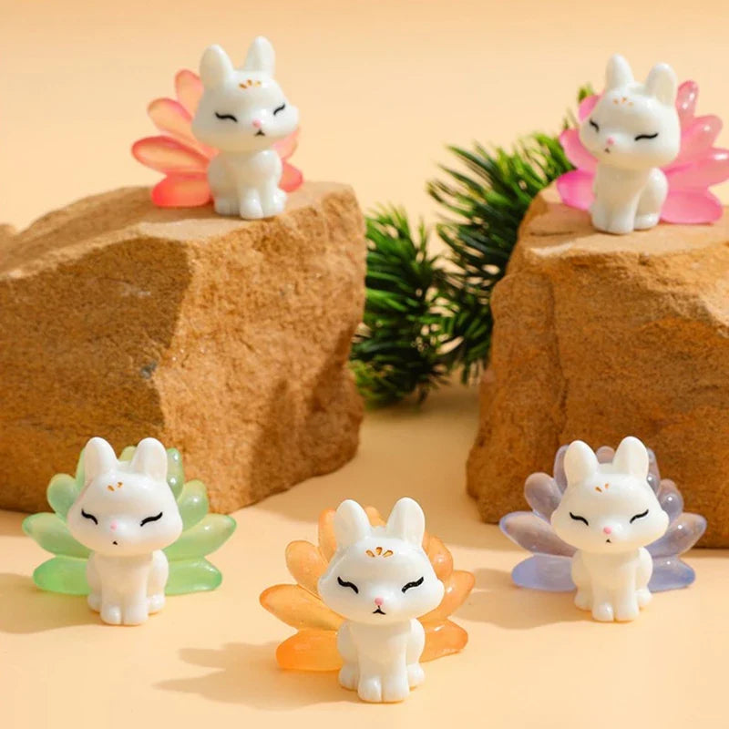 Luminescent Cartoon Fox Figurine – DIY Micro Landscape Decor Miniature Figurine Qme