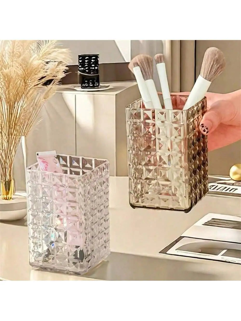 WORTHBUY Large Clear Cosmetic Storage Box & Makeup Organizer Cosmetic Organizer Box Qme