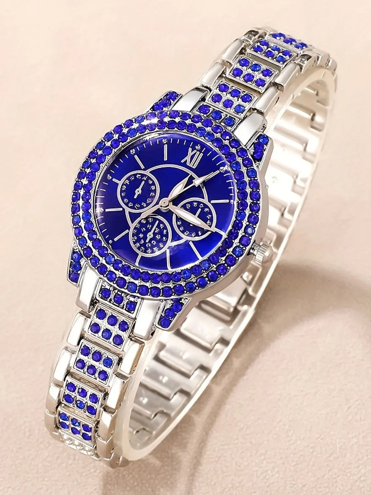 Women's Diamond-Studded Quartz Bracelet Watch – Blue Bracelet Watch Qme