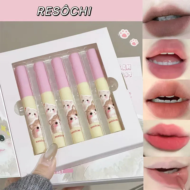 Kawaii Cat Velvet Nude Matte Lipstick – Silky & Long-Lasting Matte Lipstick Qme NO.R03