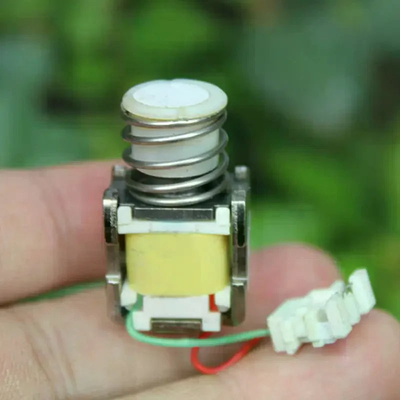 Mini Self-Locking Solenoid Electromagnet DC 3V 3.7V 5V Solenoid Electromagnet Qme